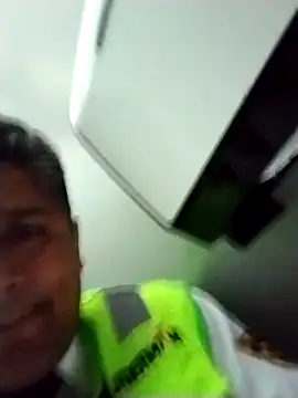 danigarci2307 online show from 10/18/25, 02:18