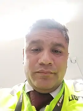 danigarci2307 online show from 10/31/25, 02:34