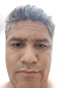 danigarci2307 online show from 11/26/25, 05:14