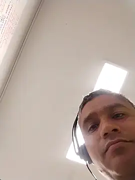 danigarci2307 online show from 03/17/26, 12:48