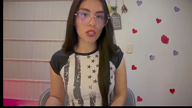 Snapshot of sasha_jonne chatting on 07/05/26, 01:23 sasha jonne online show from 07/05/26, 01:23