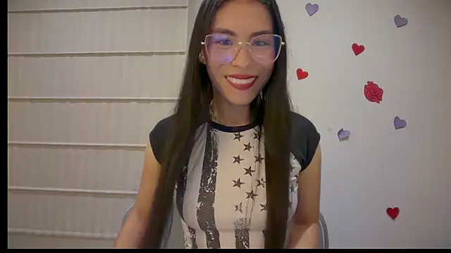Snapshot of sasha_jonne chatting on 07/06/26, 01:57 sasha jonne online show from 07/06/26, 01:57