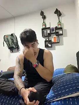 Snapshot of Jaguer2213 chatting on 11/21/25, 01:59 Jaguer2213 online show from 11/21/25, 01:59