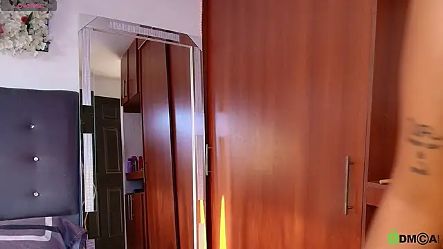 madisonwalkeeer online show from 11/11/25, 08:42