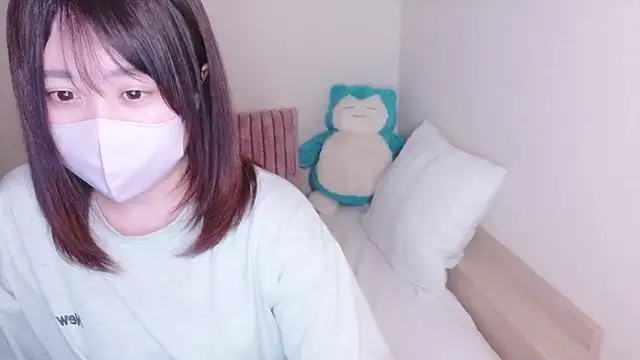 Snapshot of mi__san chatting on 06/25/26, 12:20 mi san online show from 06/25/26, 12:20