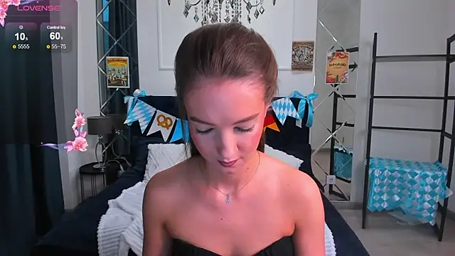 LoraSunnyy online show from 09/21/25, 03:19