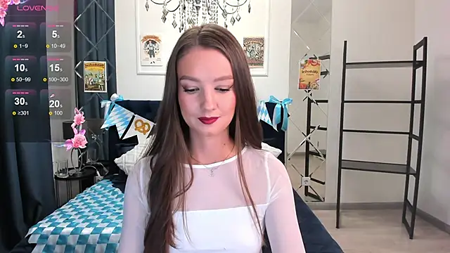 LoraSunnyy online show from 09/22/25, 08:38