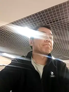 Snapshot of nnnnnan9527 chatting on 10/15/25, 07:41 nnnnnan9527 online show from 10/15/25, 07:41