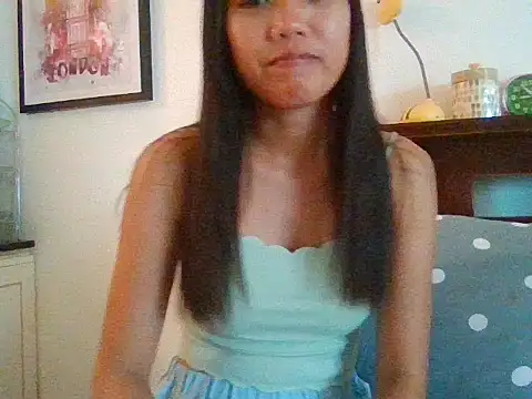 Snapshot of AnnewithanE chatting on 09/30/25, 10:09 AnnewithanE online show from 09/30/25, 10:09