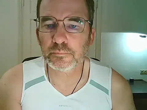 stallionrider88 online show from 04/18/26, 08:09