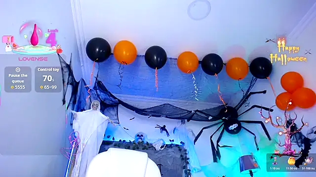 Ashley parkerr online show from 10/30/25, 10:06