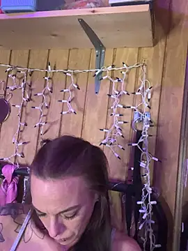 Kacinichole online show from 10/10/25, 05:17