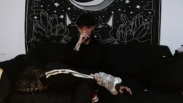 Snapshot of cyb3r_david chatting on 11/09/25, 01:59 cyb3r david online show from 11/09/25, 01:59