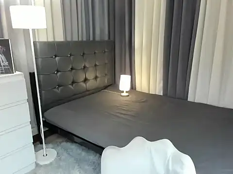 Blaire Samantha online show from 12/16/25, 09:14