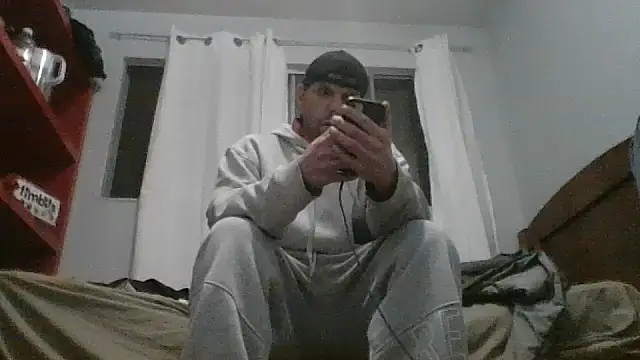 Snapshot of CouplesFuckToy69 chatting on 10/29/25, 07:21 CouplesFuckToy69 online show from 10/29/25, 07:21