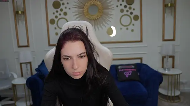 Snapshot of _Lili_054 chatting on 10/28/25, 11:36  Lili 054 online show from 10/28/25, 11:36