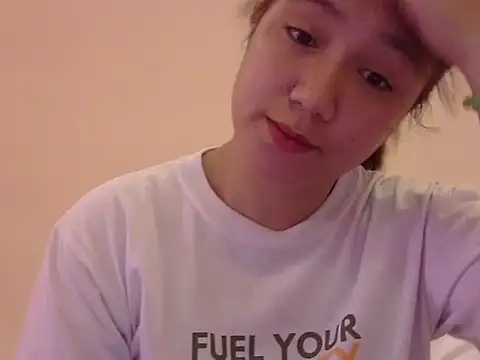 Lovelyclaya online show from 02/18/26, 12:50