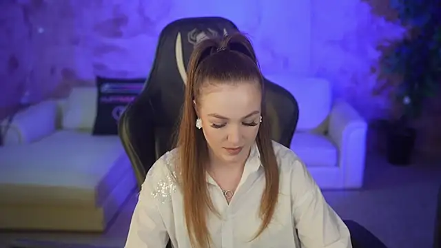 Ella 054 online show from 11/02/25, 07:27