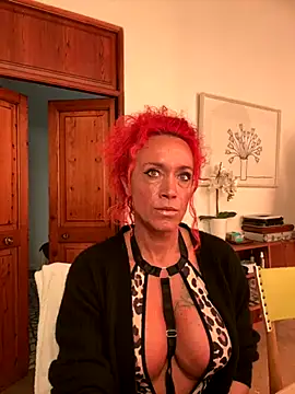 Hotmilfhamburg1 online show from 11/14/25, 05:50