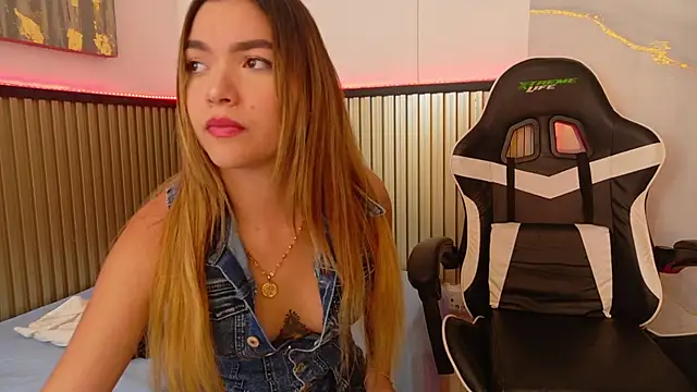 Sammy Lovee online show from 11/05/25, 07:25