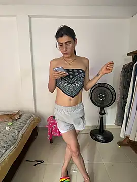 Violeta Foxz online show from 06/10/26, 07:24