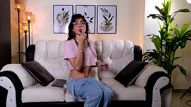 Violeta Foxz online show from 06/19/26, 07:39