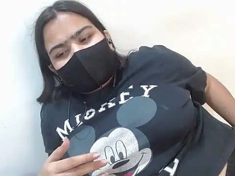 Nataliya Singh online show from 04/05/26, 04:31