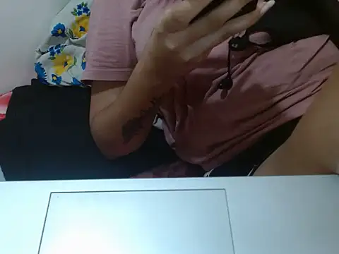 Snapshot of Nataliya_Singh chatting on 04/23/26, 03:41 Nataliya Singh online show from 04/23/26, 03:41