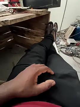 Snapshot of blackyporiki chatting on 09/23/25, 04:37 blackyporiki online show from 09/23/25, 04:37