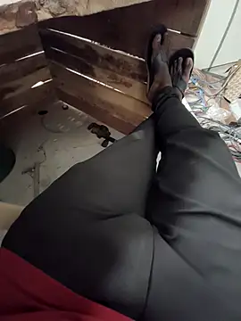 Snapshot of blackyporiki chatting on 09/24/25, 04:38 blackyporiki online show from 09/24/25, 04:38