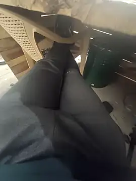 Snapshot of blackyporiki chatting on 10/04/25, 11:30 blackyporiki online show from 10/04/25, 11:30