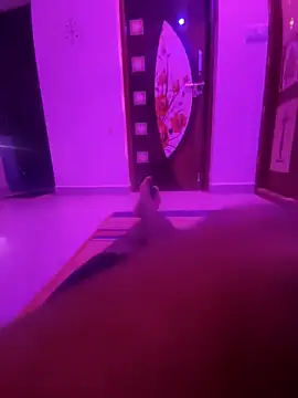 Snapshot of blackyporiki chatting on 10/23/25, 04:50 blackyporiki online show from 10/23/25, 04:50