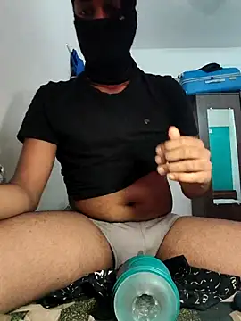 Snapshot of adro125 chatting on 11/01/25, 06:15 adro125 online show from 11/01/25, 06:15