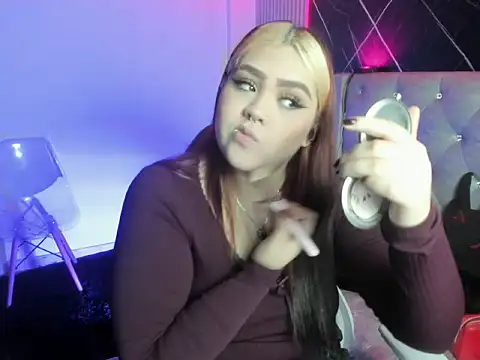 im bunny   online show from 11/27/25, 11:56