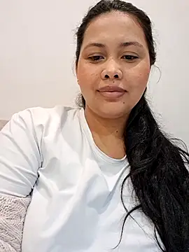 Alessandraa- online show from 02/05/26, 04:28