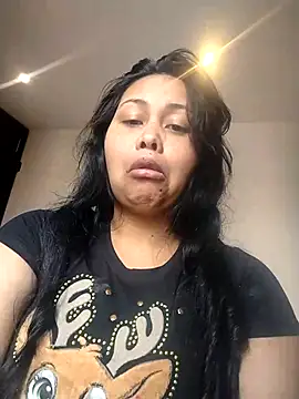 Alessandraa- online show from 05/08/26, 04:34