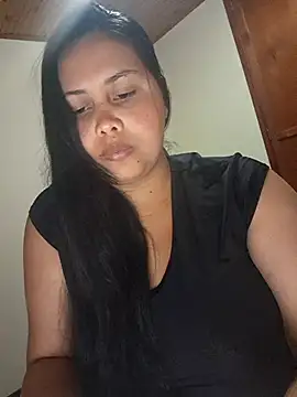 Snapshot of Alessandraa- chatting on 06/30/26, 03:51 Alessandraa- online show from 06/30/26, 03:51