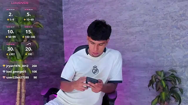 CHR58  online show from 09/15/25, 12:49