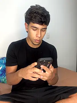 CHR58  online show from 10/07/25, 06:10