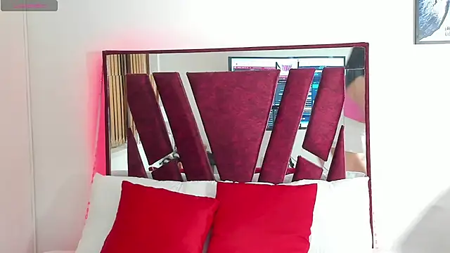 ReginaRosetti online show from 10/29/25, 07:15