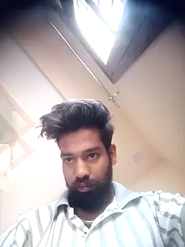 Snapshot of priyansh78584 chatting on 10/22/25, 06:46 priyansh78584 online show from 10/22/25, 06:46