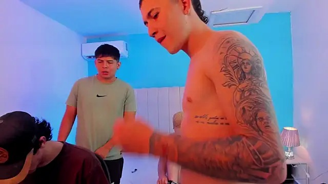 Handsomeboyss19 online show from 11/21/25, 02:43