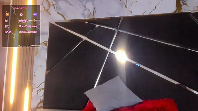 Akame Draco online show from 10/08/25, 04:43