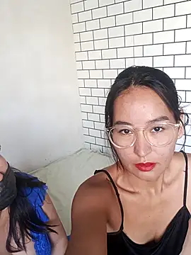 Luu-Lii777 online show from 10/09/25, 03:37