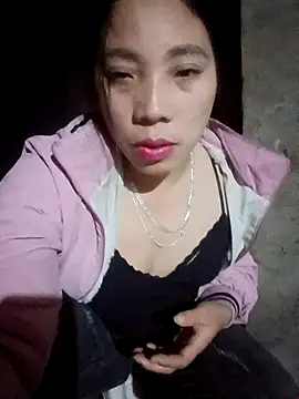 Phuong xxx online show from 01/15/26, 12:10