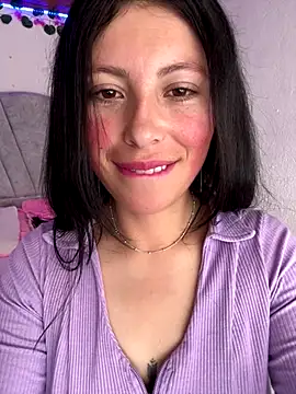 Mia salinass online show from 09/24/25, 05:27