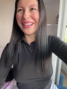 Mia salinass online show from 02/13/26, 07:43