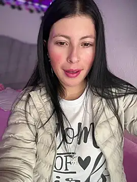 Mia salinass online show from 04/09/26, 05:51