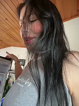 Snapshot of Mia_salinass chatting on 04/30/26, 08:26 Mia salinass online show from 04/30/26, 08:26
