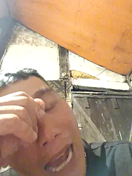 Snapshot of Chao_xxx chatting on 09/10/25, 04:18 Chao xxx online show from 09/10/25, 04:18